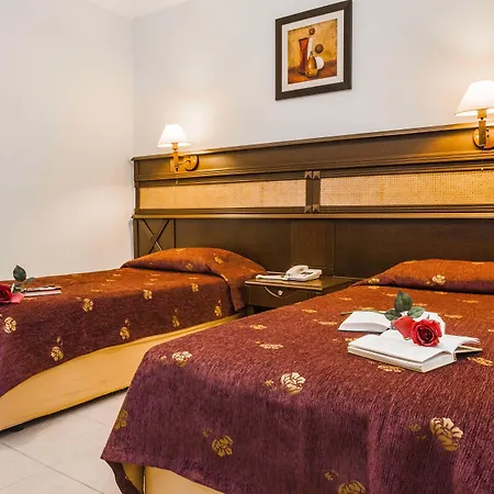 Kleopatra Alis Hotel