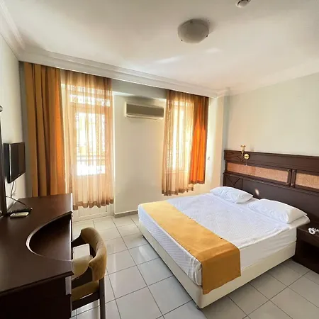 Kleopatra Alis Hotel 3*