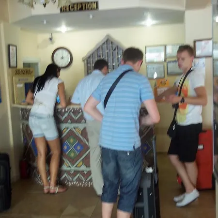 Kleopatra Alis Hotel