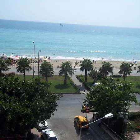 Kleopatra Alis Hotel 3*