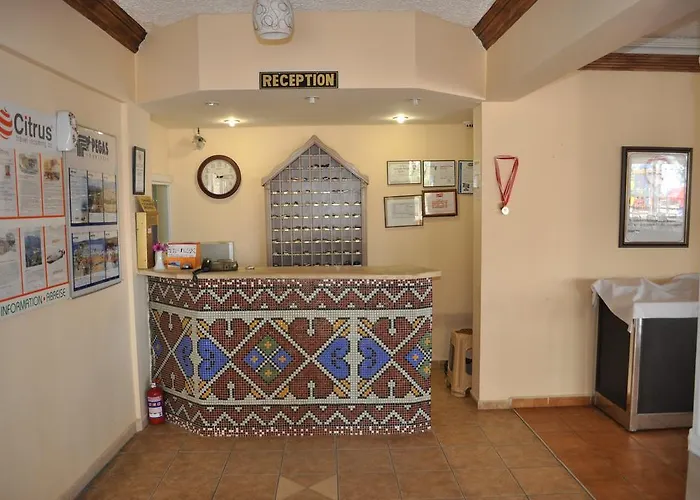 Kleopatra Alis Hotel 3*