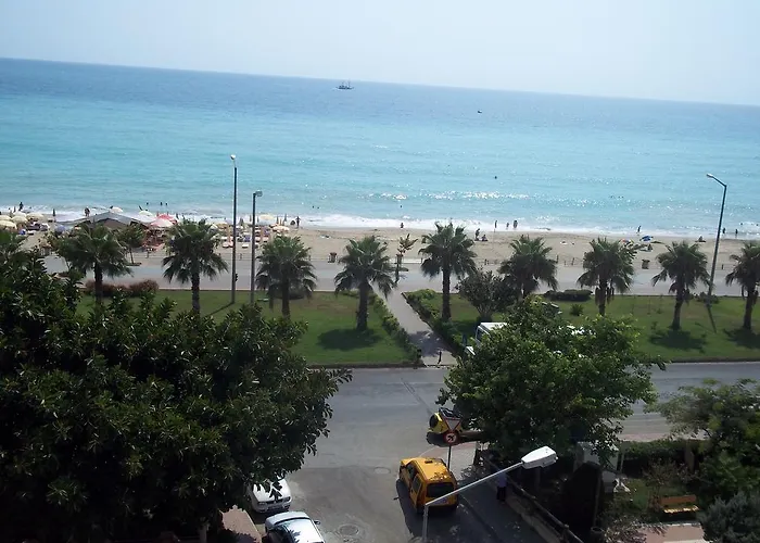 Kleopatra Alis Hotel 3*