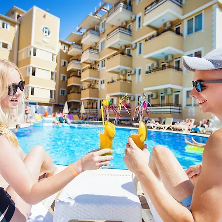 Kleopatra Alis 3* Alanya