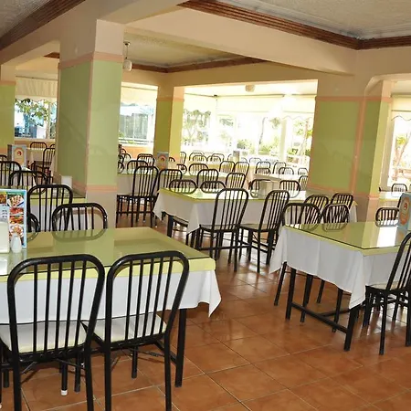 Hotell Kleopatra Alis 3*
