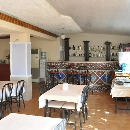 ホテル Kleopatra Alis 3*