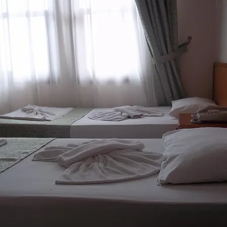 Kleopatra Alis Hotell 3*