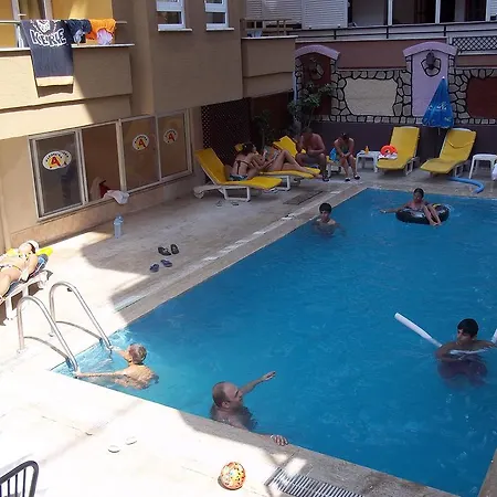 فندق Kleopatra Alis 3*