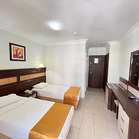 Kleopatra Alis Hotel 3*