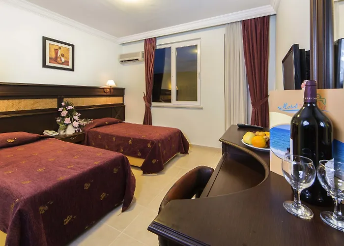 فندق Kleopatra Alis 3*