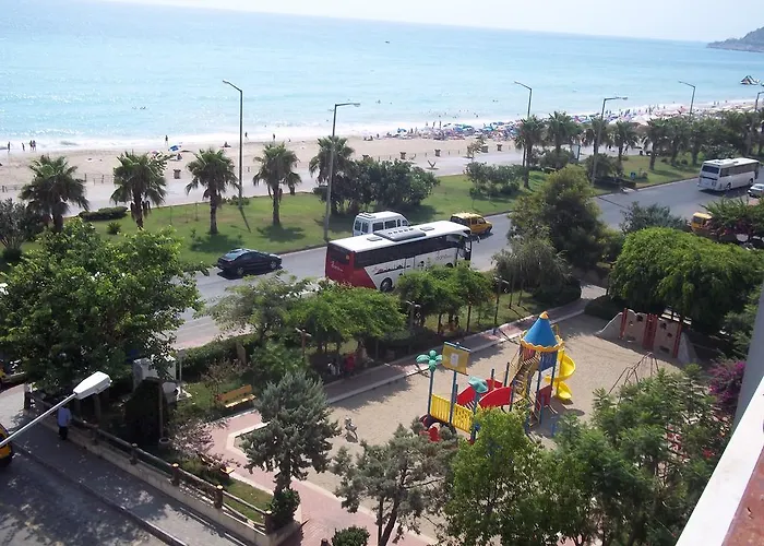 فندق Kleopatra Alis 3*