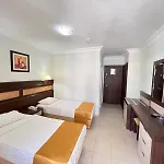 Kleopatra Alis Hotel 3*
