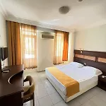 Kleopatra Alis Hotel 3*